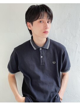 オスマン 御茶ノ水神保町店(Osmann) フェザーパーマグレーブルーカラー刈り上げショートバング