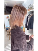オリビアヘアー(OLIVIA HAIR) ミルクティーとブラウンの柔らかい立体感