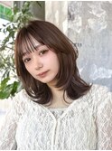 ミディアムレイヤーカット/30代40代50代/顔周りカットくびれヘア
