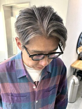 キラ 渋谷(KILLA) メンズハイライト/ブリーチダブルカラー/白髪ぼかしハイライト