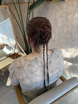 ブローチェラウカ(Broche lauka) カチモリ