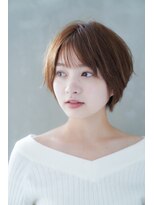オーオ(OOO) ショートボブ