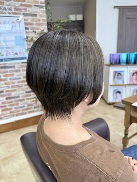 トップスタイル リッチ この夏はショートヘアで軽やかに