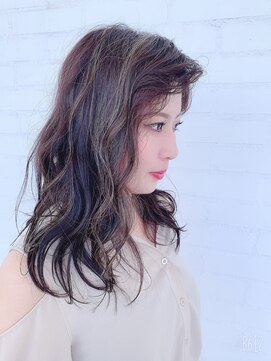 ジップ 緑店(zip) 透明感アッシュグレージュ×２０代ガーリーミディ