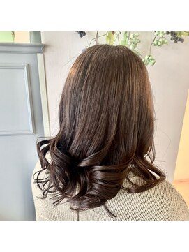 ブレス ヘアー リーベ(Bless HAIR Liebe) 10代20代30代大人かわいい韓国風プリカール透明感ブラウン