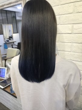 リコ 池袋東口店(Liko) グラデーションネイビーブルー