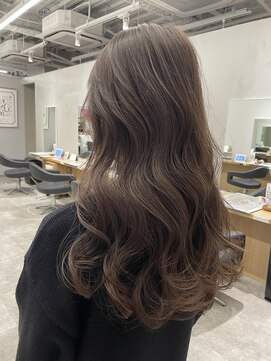 アヴァンス 京橋店(AVANCE) 白髪をカバー！外国人風白髪ぼかしハイライト@京橋