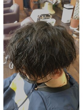 リスキーズ(RISKY'S) 黒髪ツイストスパイラルパーマ