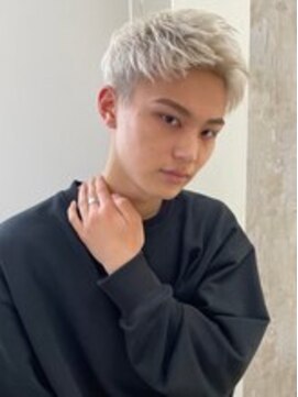 エリス 四条烏丸店(ELIS) ハイトーンカラー×アップバングショート