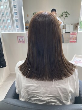 エミュスト(Emuest) 髪質改善ストレート