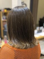 アトリエコア(Atelier Coa)&nbsp;ダブルカラーミルクティーベージュカラーショートボブブリーチ
