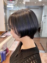 ヤヨイブレインズ グランデ(YAYOI BRAINS GRANDE) 伸びてもまとまる くびれショート