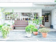プレイスインザサン(PLACE IN THE SUN)の雰囲気（白髪を活かし,こなれた大人スタイルを☆[白髪ぼかし/髪質改善]）