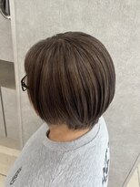 アッシュ 高幡不動店(Ash) ショートボブブリーチなし白髪ぼかしハイライトなしショート