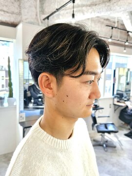 エイス 梅田 中津(Ace) センターパート　シャドウパーマ　ハイライトカラー