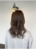 ウェーブ巻き×フォギーベージュ