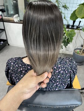 エミュー(Emu) バレイヤージュ☆