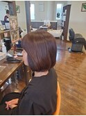 ショートボブ前髪ありウェーブミディアムブリーチなしカラー