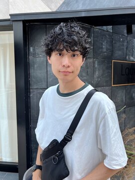 ローウェ オム 立川(LOUWE HOMME) 波巻きスパイラルパーマツイストスパイラルパーマ._.