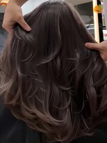 ラピス 渋谷本店(Lapis)&nbsp;グレージュカラー/バタフライカット/海外風レイヤー/髪質改善