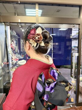 美髪 ヘアサロン(美髪 Hair salon) 振袖着付け