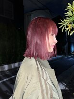 ホテリー(Hotely)&nbsp;レッド/暖色カラー/デザインカラー/カット/ボブ/前髪カット