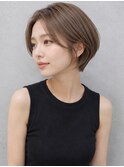 ショートカット ベージュ 髪質改善 顔周りレイヤー 20代