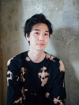 ウィーブシャイン (Weve SHINE) パーマのきいたメンズナチュラル