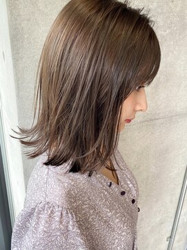 ソラ 表参道(SORA) 外ハネミディ