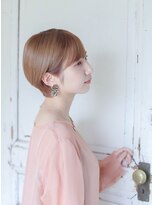 ホワイトルーム(White Room) ヌーディなピンクベージュショート