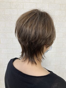 アトリエ 2.23 ドゥドゥトロワーサンテ(ATELIER 2.23 sante) ウルフショート