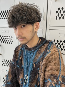 フィフス 原宿(fifth) 波巻きスパイラルツイストスパイラルパーマツーブロックマンバン