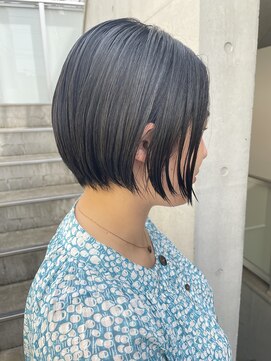ユノ(juno) 大人のナチュラルストレートショートボブ☆