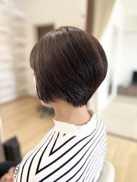 ヘアルームブル(Hair Room Bull) ショートボブ