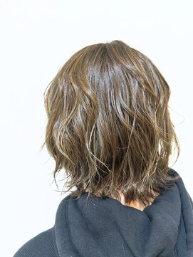 アッシュ 町田駅前通り店(Ash) 【ASH町田駅前通り店 野村朋美】オリーブブラウン