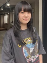 トナリ(tonari)&nbsp;【tonari】レイヤーカット