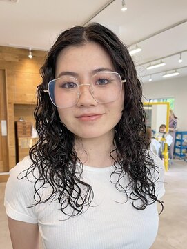 ナループロア ハチ(Nalu pu loa hachi) ハードパーマ/スパイラルパーマ/ロングパーマ/黒髪パーマ