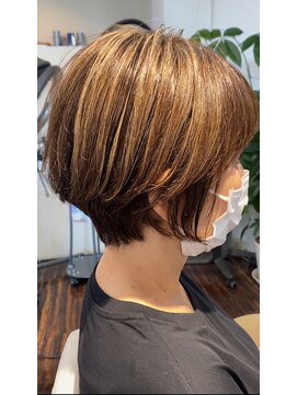 アトリエアルシュ(atelier ARCHE) 白髪ぼかしハイライト