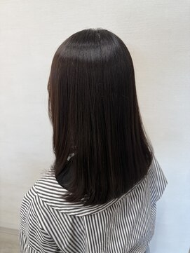 フラゴラ(fragola) ツヤ髪ストレート