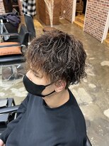 ヴィップルーム(viproom)&nbsp;メンズツーブロックメンズパーマフェードカットスパイラルパーマ