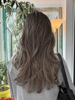 ルーヴェ(LOWE)&nbsp;【R】グレージュハイライト,ハイトーンロングレイヤー