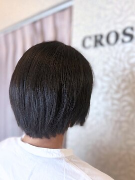 クロス(CROSS) 縮毛矯正/自然なストレート/ミセスボブ