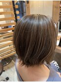 白髪ぼかしハイライト×レイヤーボブ
