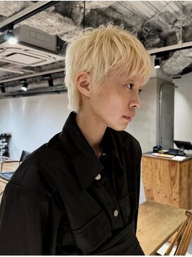 ネイビー(nvy) 抜きっぱなしハイトーンショート