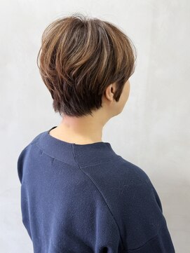 ラトリエコンタン(L´atelier Content) 【asuka】コンパクトショート　ハイライトカラー