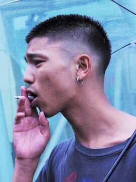 ガズル ハラジュク(GUZZLE HARAJUKU) フェードカットストリートBUZZスタイル