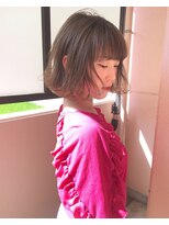 サングース(Sungoose)&nbsp;sungoose tokyoネオウルフ毛先パーマフォギーベージュ耳かけ