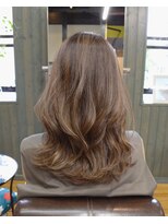 ジョカーレ(giocare)&nbsp;グレージュカラーのグラデーションデザイン☆giocareジョカーレ