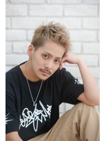 ビランチェ 池袋(bilancia)&nbsp;サイドグラデーション◆刈り上げショート◆シルバーカラー/池袋