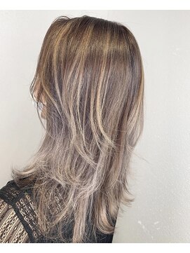 リーオオサカ(Lee Osaka) 【Lee大阪店】ハイライト グラデーション/新出奈津樹